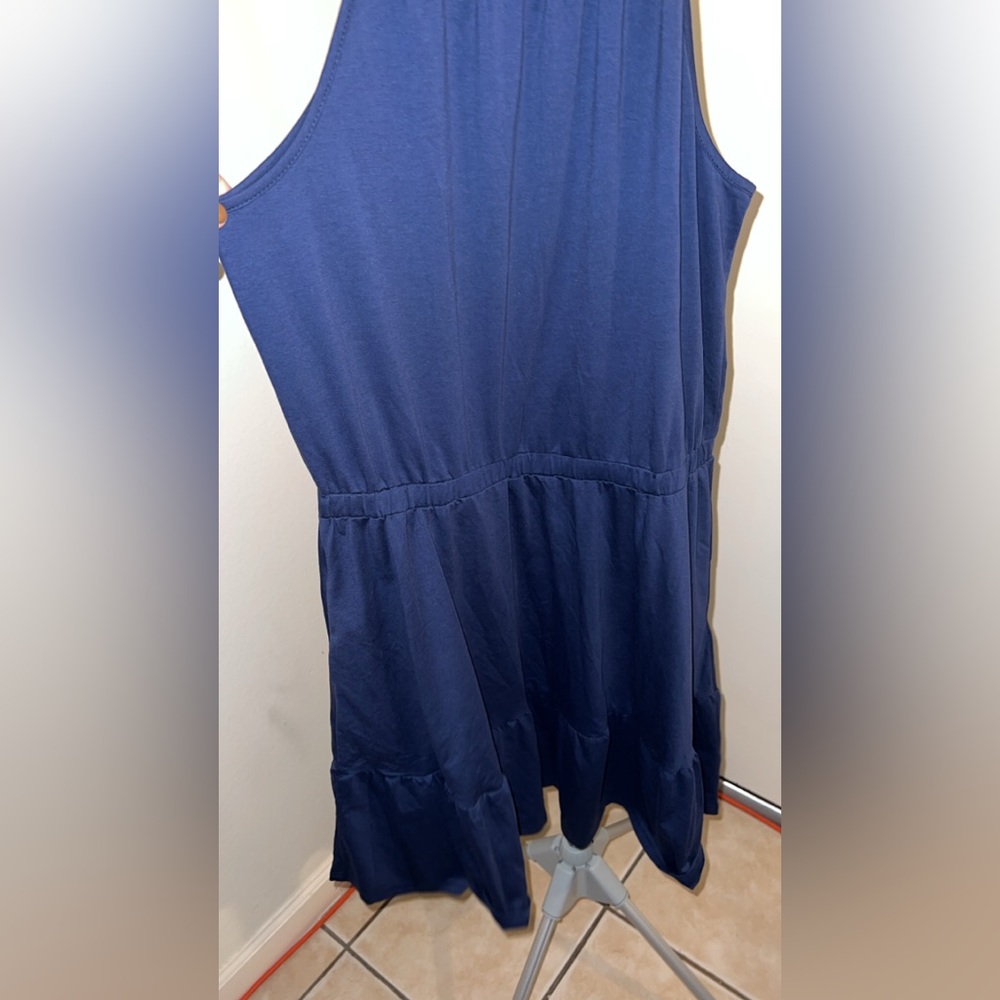 Women’s Ruffle Dress - Picture 3 of 9